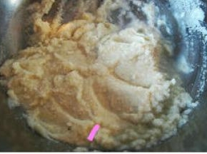 我过滤后的豆渣不是特干，稍微有些水份。