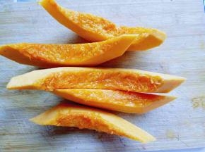 切长条，条不要太切的太宽。