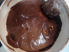 拌完的面糊无颗粒有光泽