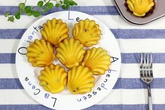 漂亮的贝壳造型， 百香果做的玛德琳就是香！