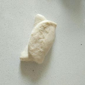 对折，或者卷起来都可以。