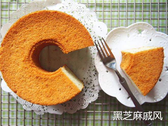 黑芝麻戚风蛋糕