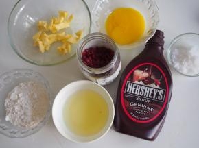 所有的材料称量准备好