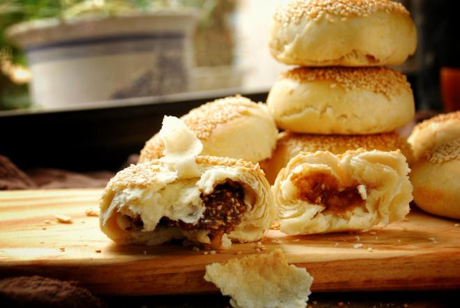 咬一下香软可口，吃一口甜而不腻