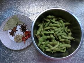 1、	准备材料。