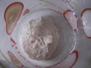 第三步  制作酵母种：
   重复步骤8的过程；