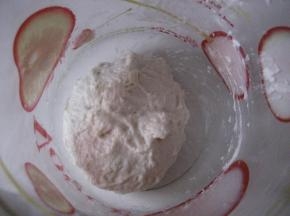 第三步  制作酵母种：
   重复步骤8的过程；