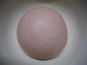 收入容器中，盖上保鲜膜；