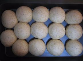 面团发酵至2倍大即可；