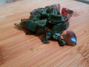 皮蛋切小粒
