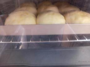 烤箱180度预热，170度烤20分钟。