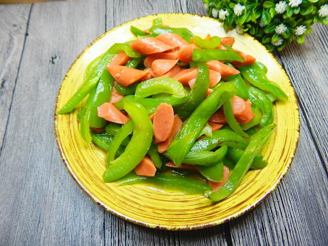 菜椒炒火腿肠