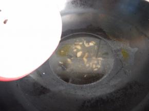 蒸好的汁倒入锅里