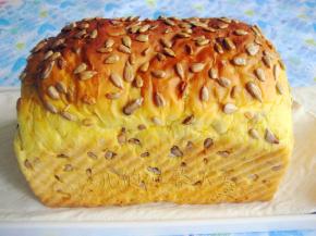 烤完的面包，颜色真是太好看！