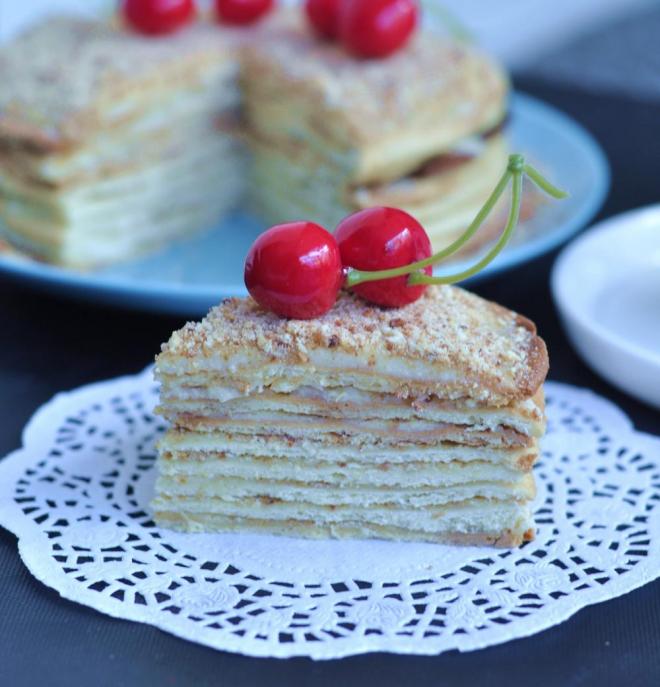 俄罗斯千层蜂蜜蛋糕