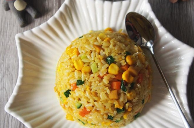 咖喱什锦炒饭