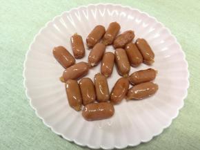 脆皮肠煎至金黄