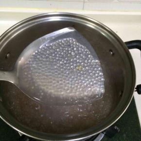 直到西米完全透明即可。