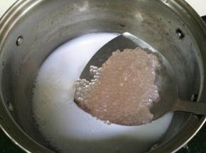 加入煮好的西米。