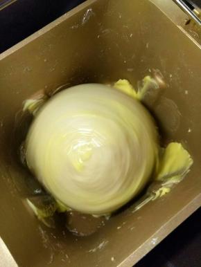 记得开盖操作，防止面团升温