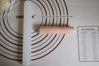 从上至下卷起来