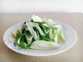 大葱切象眼片