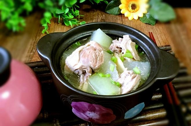 鸭腿冬瓜汤