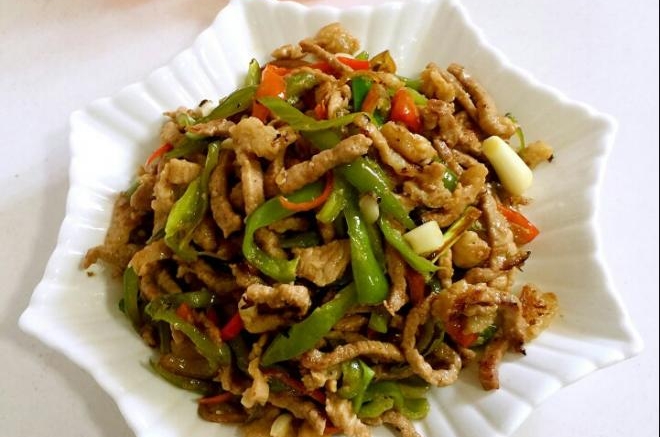 青椒炒肉丝