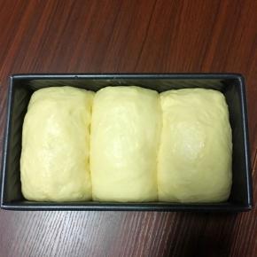 放在温湿处发酵至8分满