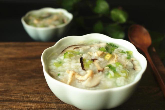香菇鸡丝粥