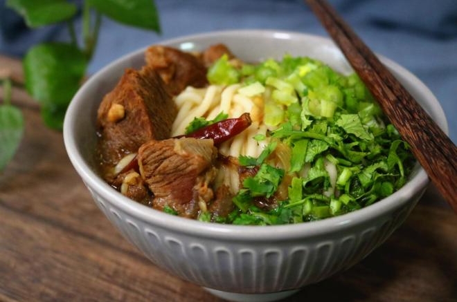 红烧牛肉面