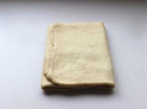 两头都从1/3处折上去，完成一次三折。