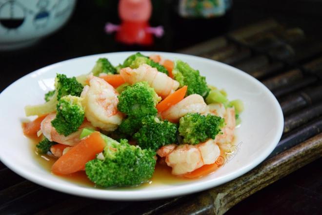 西兰花炒虾球