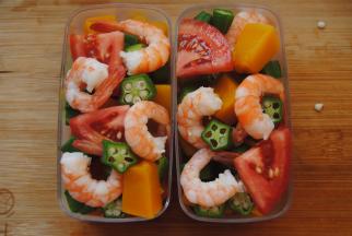 食材都码入盒子