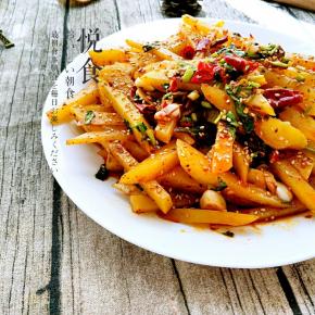 家人都喜欢吃的麻辣土豆条
