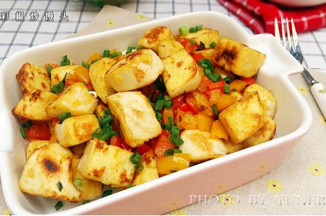 【彩椒炒馒头】：换个方式吃馒头