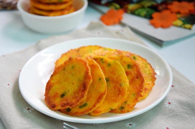 胡萝卜鸡蛋煎饼