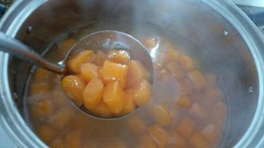 煮到芋圆浮起来再煮两分钟就可以了