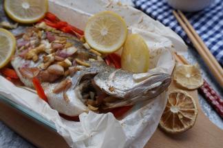 美味的柠檬烤鱼就做好了