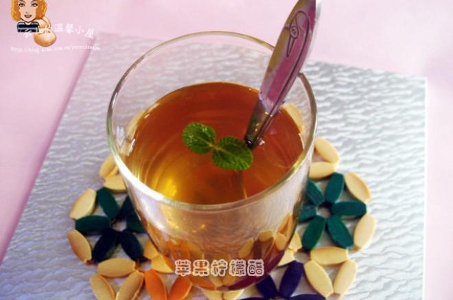 【苹果柠檬醋】：酸甜可口，养颜美容