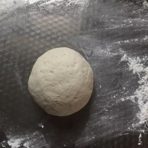 揉个5分钟光滑即可。