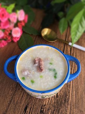 盛入碗中即可食用。