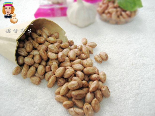 香脆可口，蒜香扑鼻的休闲零食【蒜香花生米】
