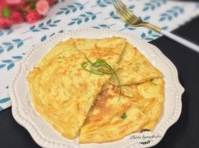 出锅切件即可食用。