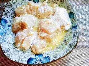 再放入鸡蛋液中泡30秒。