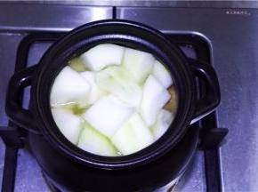 小火慢慢煲。