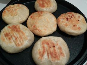 两面金黄金黄的，可以吃了，