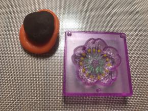 这一款略大，除了花心，皮23克，馅22克。