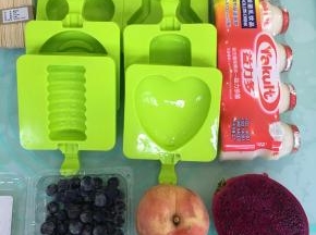 准备好所需材料和模具。