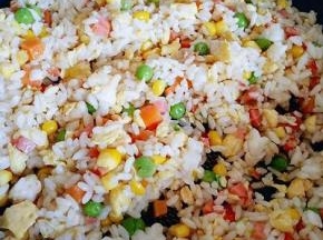 调味出锅，宝贝们吃不要过多调味，加少许盐和糖即可。